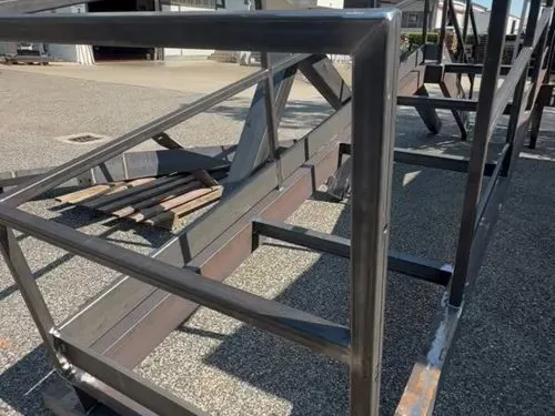 Struttura di scala industriale in acciaio certificata EN 1090 per acciaieria